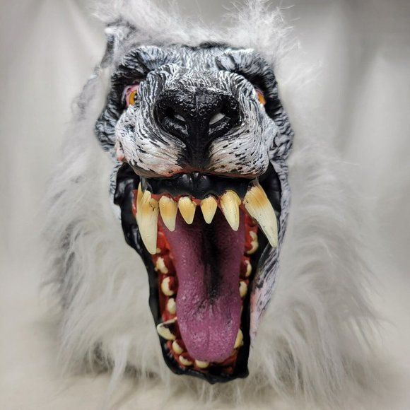Werewolf Wolf Monster Halloween Rubber Mask White Black Gray Faux Fur 2018 - Picture 3 of 9